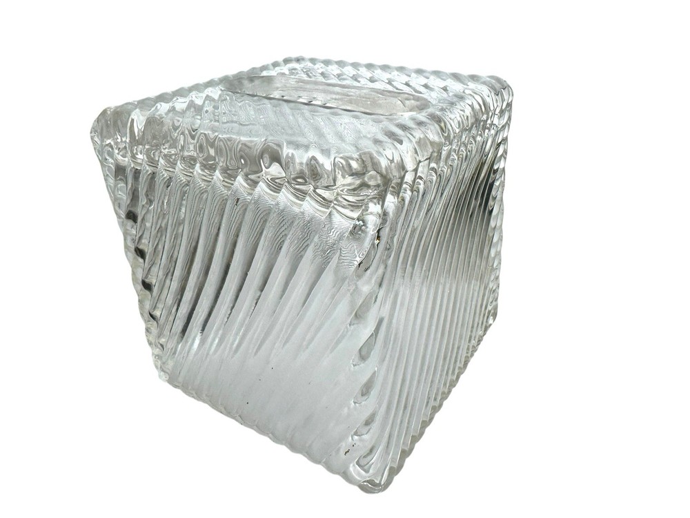 Glass Tissue Holder