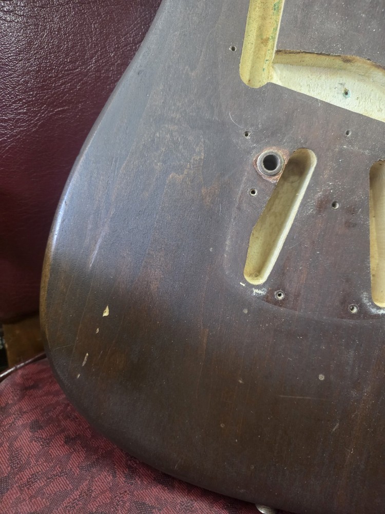 Fender Mustang Body Refinished 1966