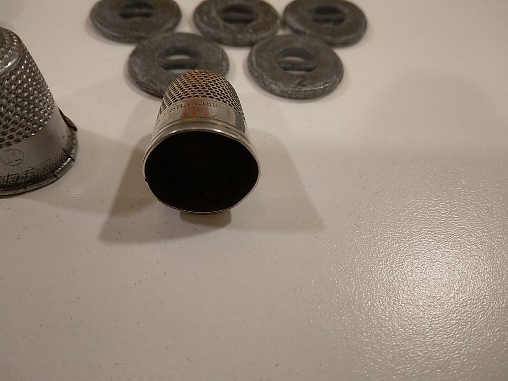 ANTIQUE SEWING THIMBLE AND BUTTON LOT