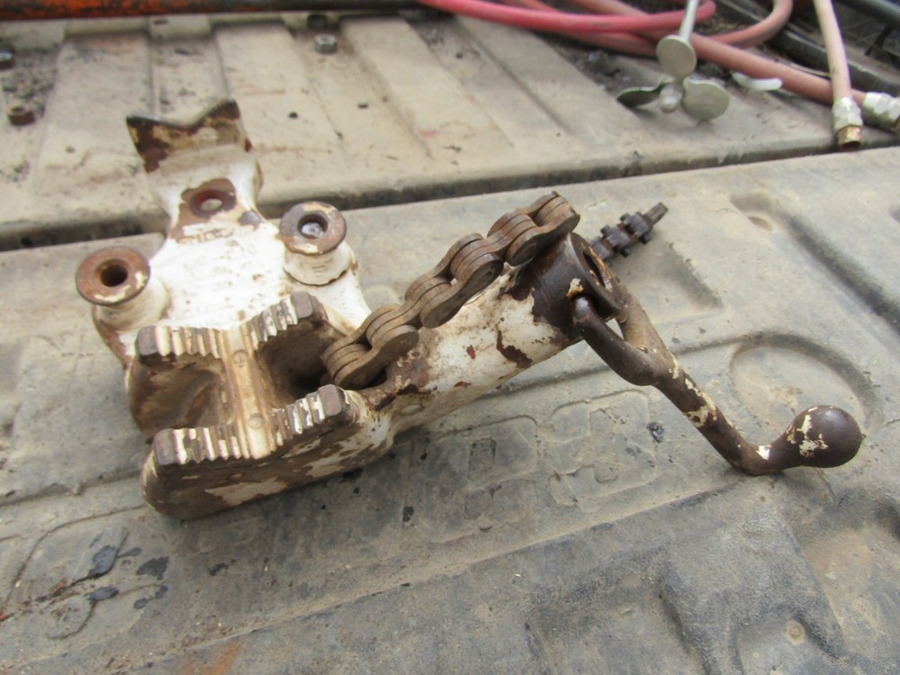 RIGID PIPE VISE bc210