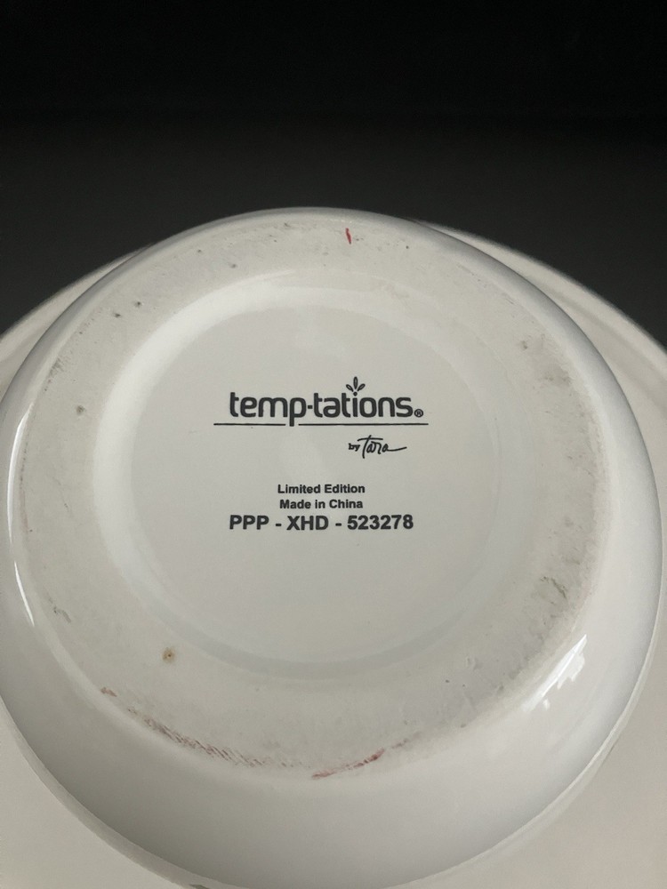 Temptations Special Edition Classic 9.75” Round Cake Plate - Cardinal Design!