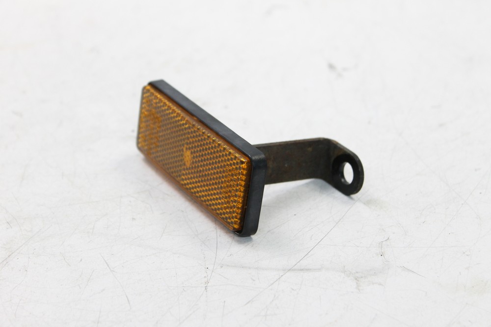 02 Yamaha XVS 650 V Star Front Left Reflectors