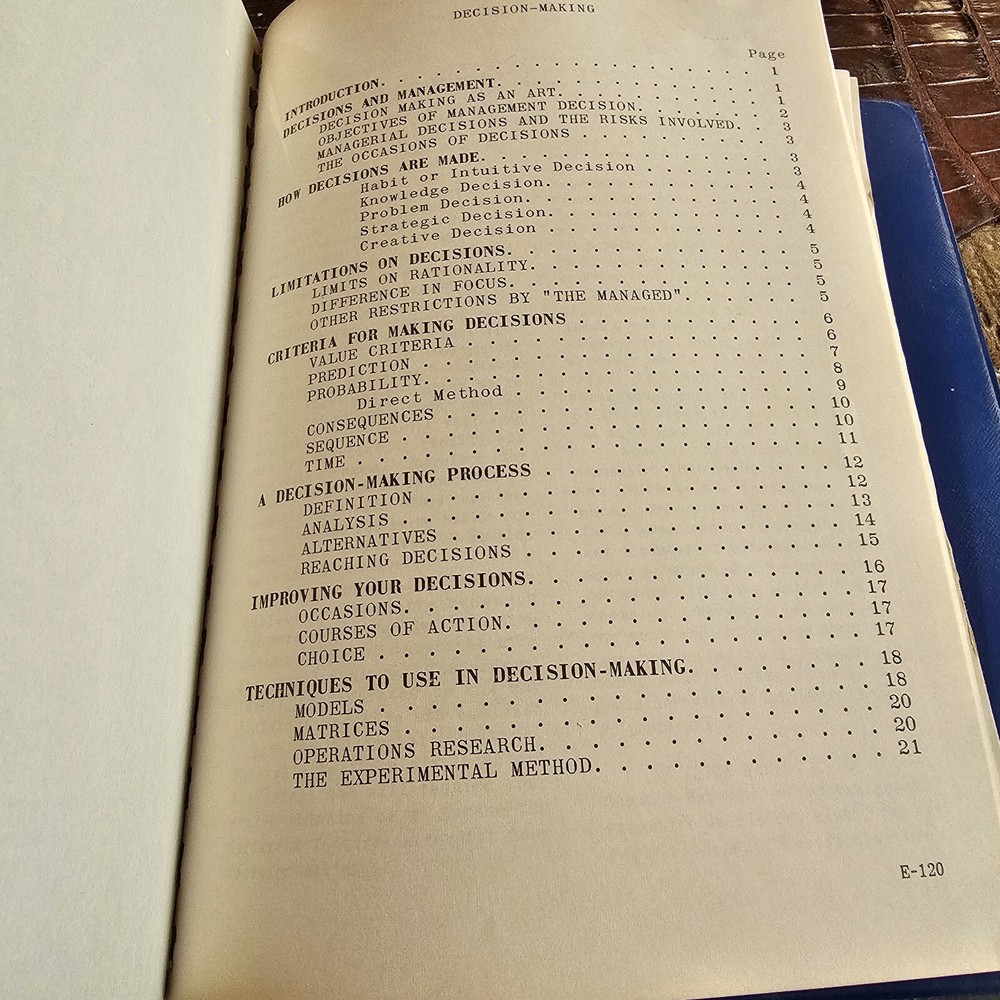 CREI Advance Electronic Engineering Technology Manual/Book Leadership Decisions