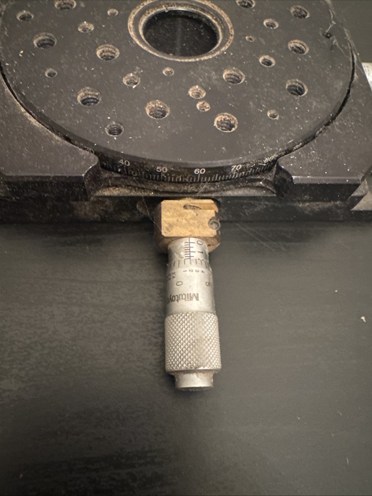 Thorlabs XYR1 Translation Stage With Rotating Mounting Platform