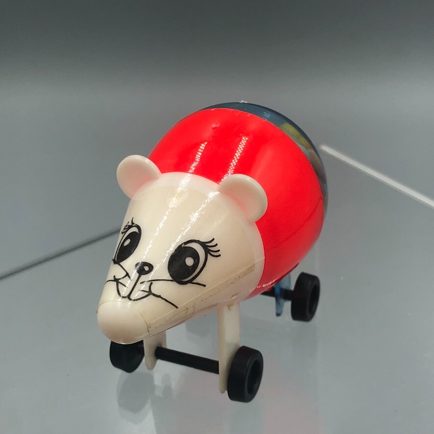 Vintage TOY MOUSE On Wheels Rolling CANDY CONTAINER Plastic Animal