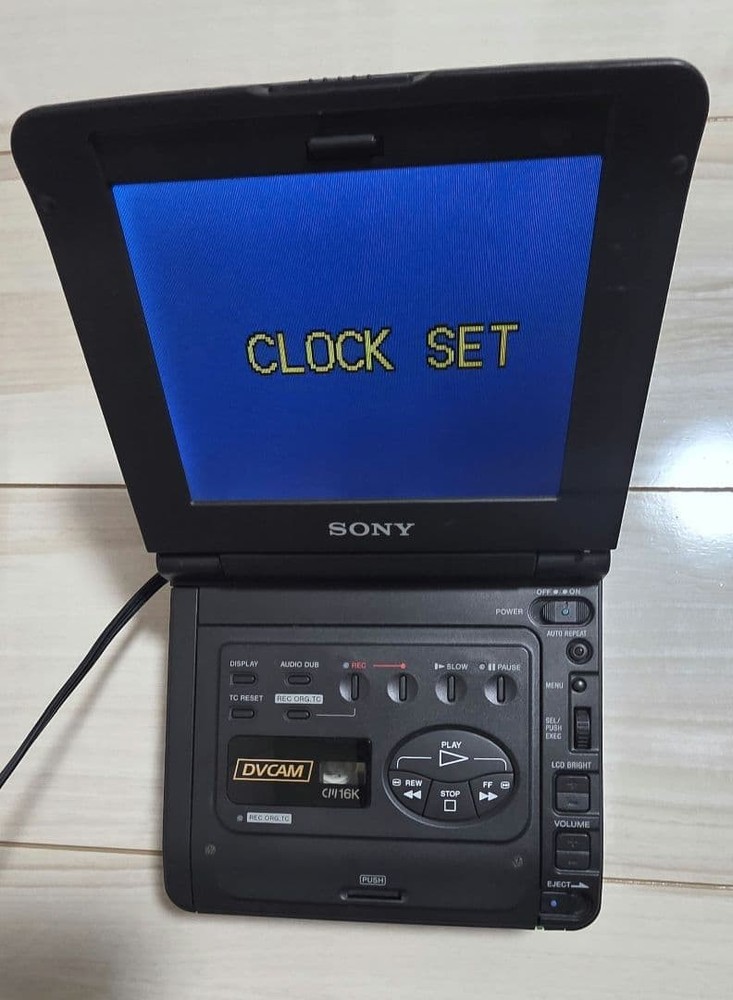 Sony DSR-V10 DVCAM Digital Video Player Recorder Main Unit Tested