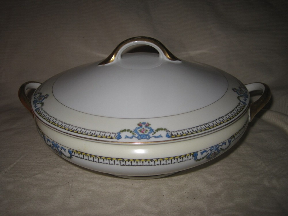 Noritake BEAUMONT 8" Round Covered Vegetable Serving Bowl
