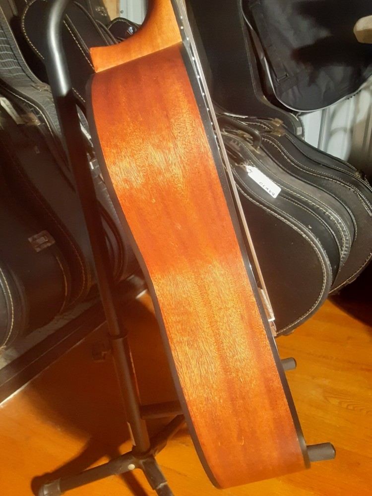 Hohner HC620 Classical Guitar Solid Top 2-Way Truss Rod
