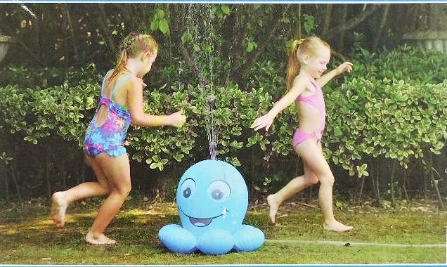 Kids Stuff Inflatable Octopus Water Sprayer
