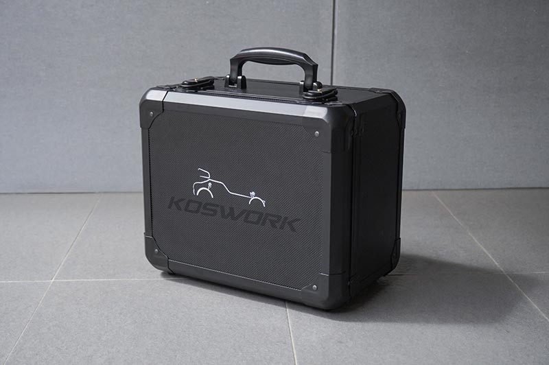 Koswork 32302-CH - Aluminum Transmitter Case w/ Universal (Pick & Pack) Foam