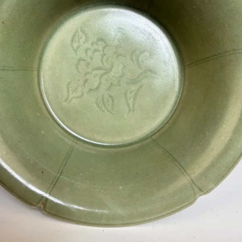 Goryeo Celadon Incised Flower Bird Pattern Incense Burner, 14.5cm