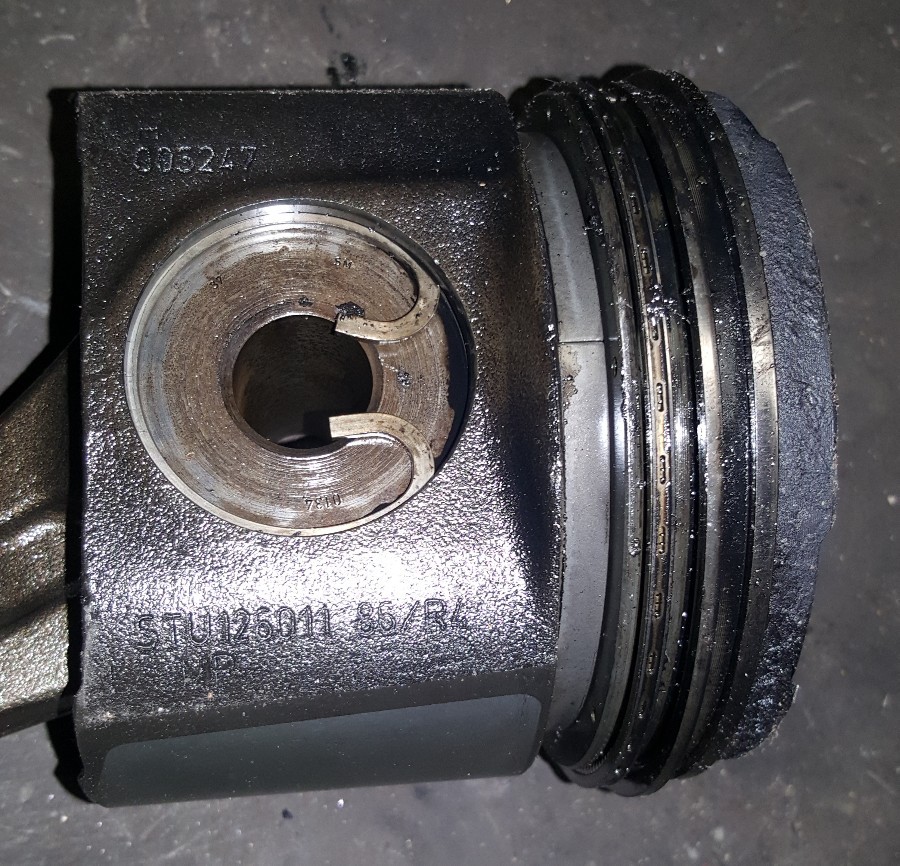 MAXXFORCE 13 ENGINE PISTON & CONNECTING ROD STU126011