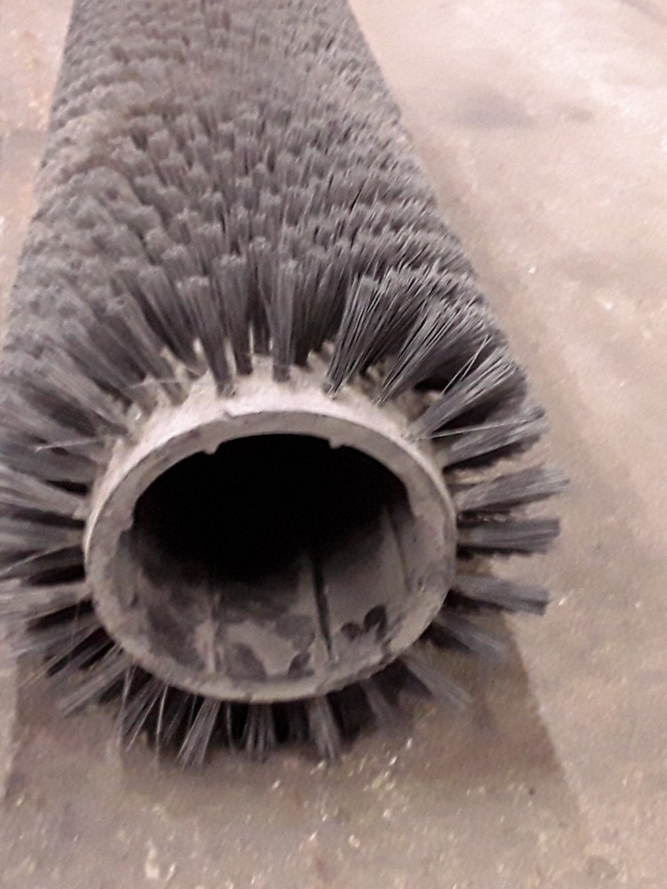 Burns TN1040524 40" Checkerboard Poly Cylinder Brush