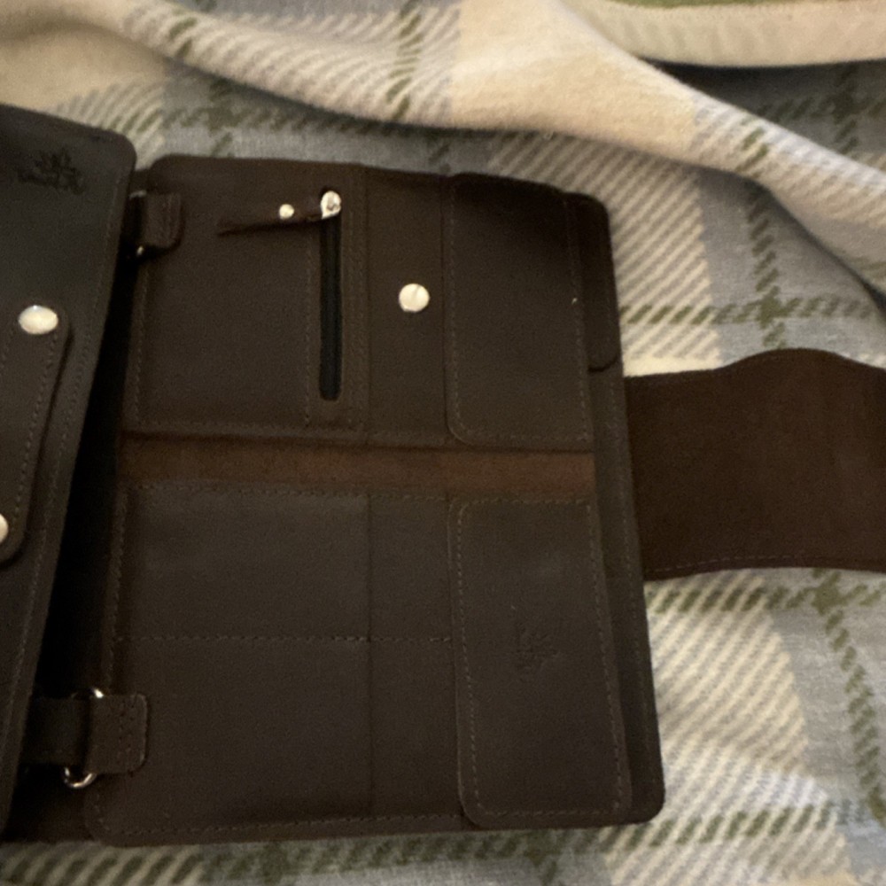 Thread & Maple Large Leather Binder Organizer with Multiple Pages