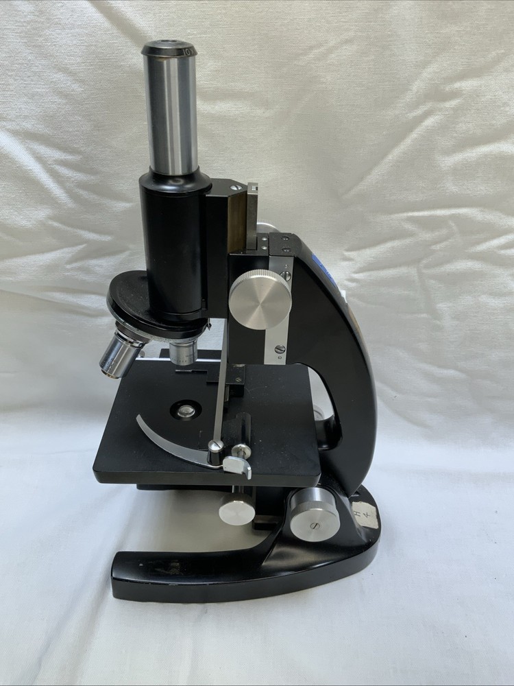 Bausch & Lomb Optical Co. Microscope