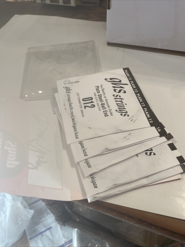 George Thorogood autographed Guitar Strings