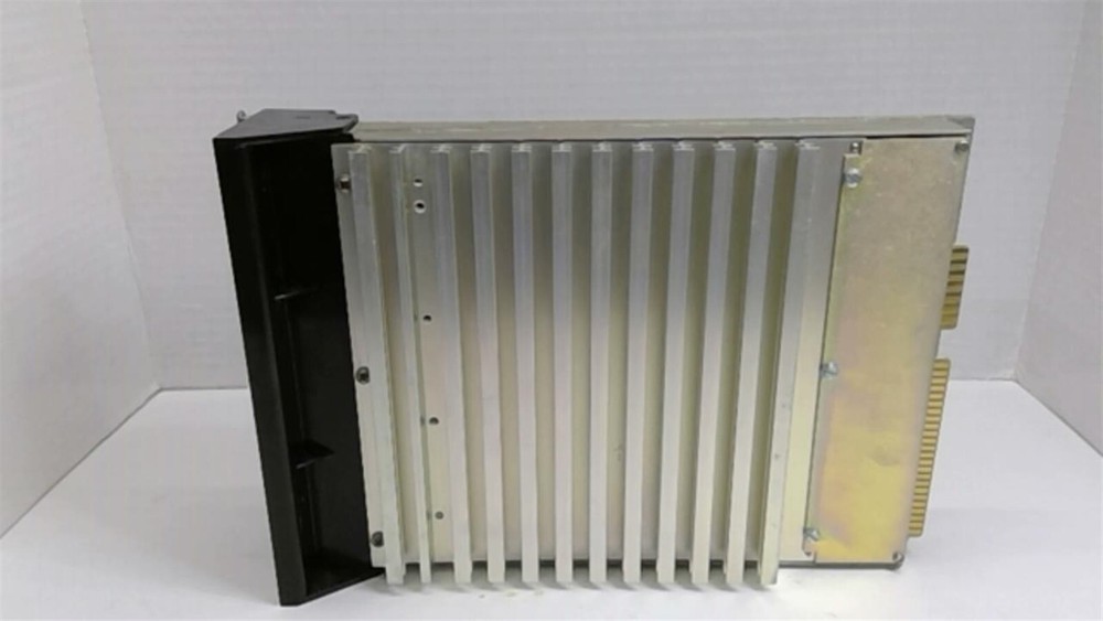 Gould B233-501 24 VDC Input Module