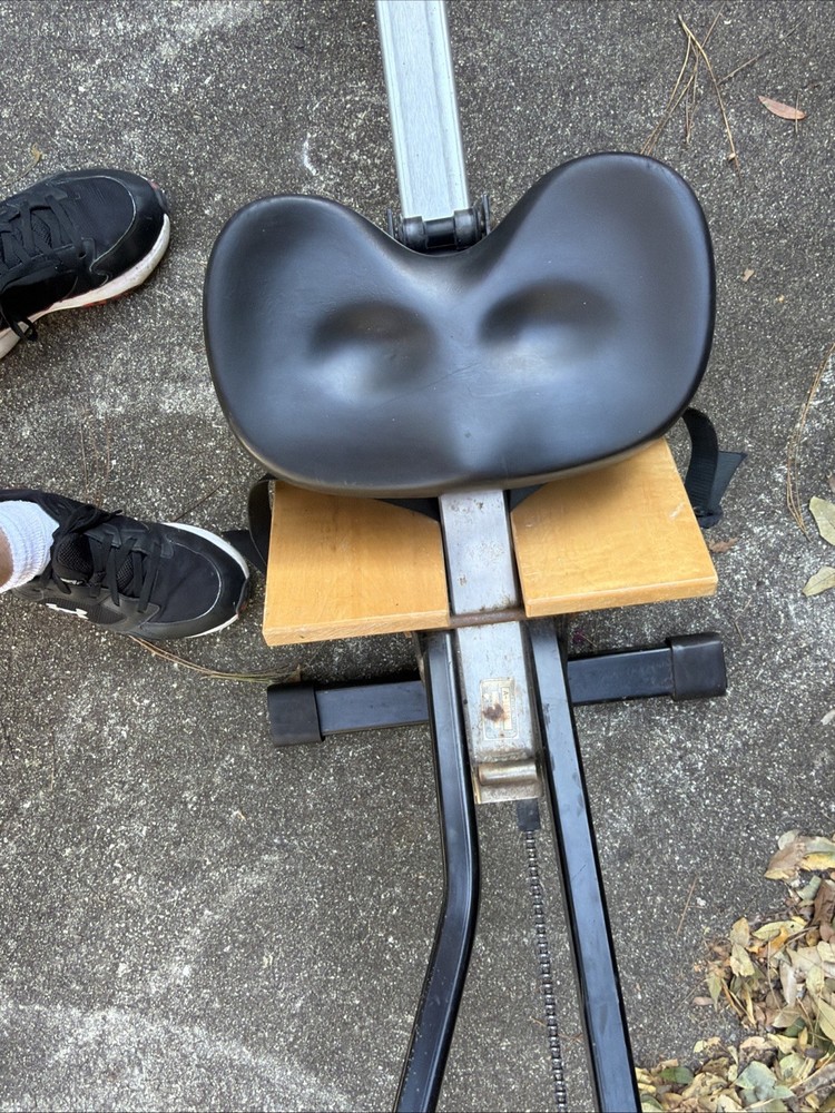 Concept 2 Rowing Machine Guy Display Monitor Needs Replacement