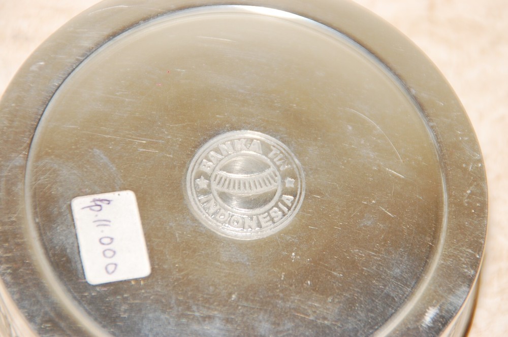 NOS Banka Tin Silver Wine Bottle Coaster - NICE!