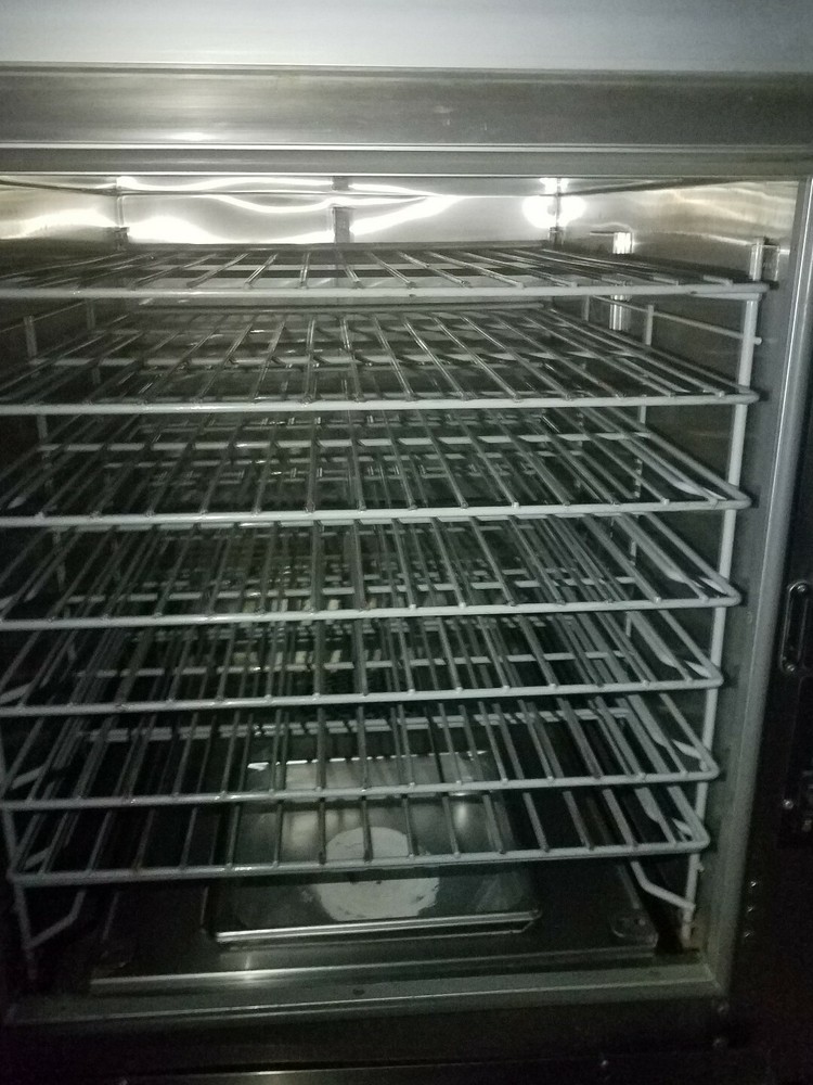 Kairak Bread Oven-Mint Condition-Local Pick up Only