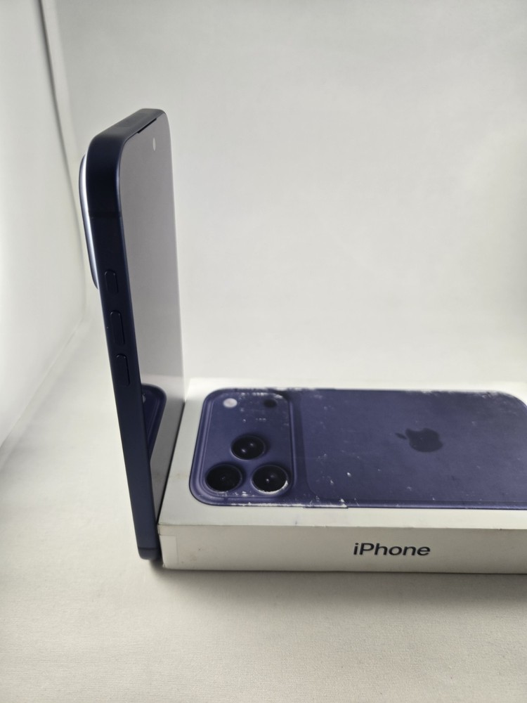 iPhone 17 Pro Max 256 GB Deep Blue Unlocked