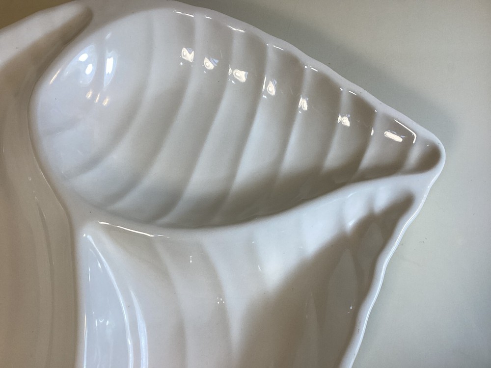 Japan White Seashell Ceramic Serving Platter 14.5" Dips Appetizers Chips Fruit