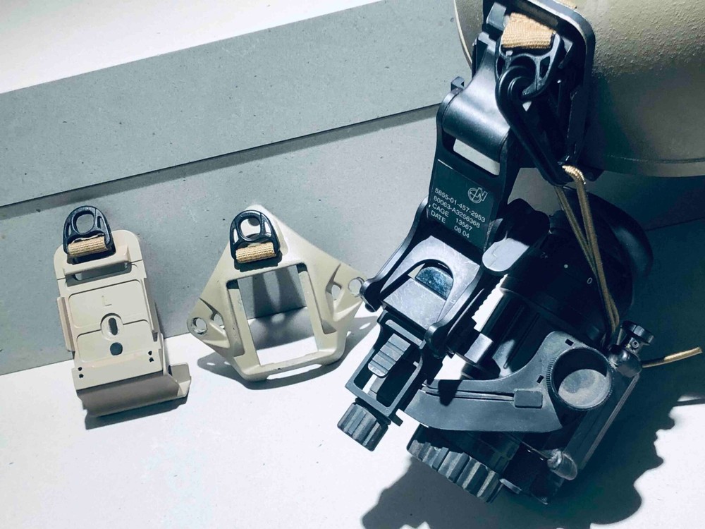 Tactical AN/PVS-14 Night Vision Lanyard System.