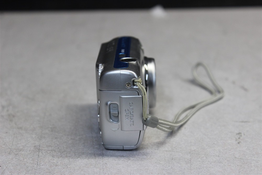 Canon PowerShot A470 7.1MP Digital Camera