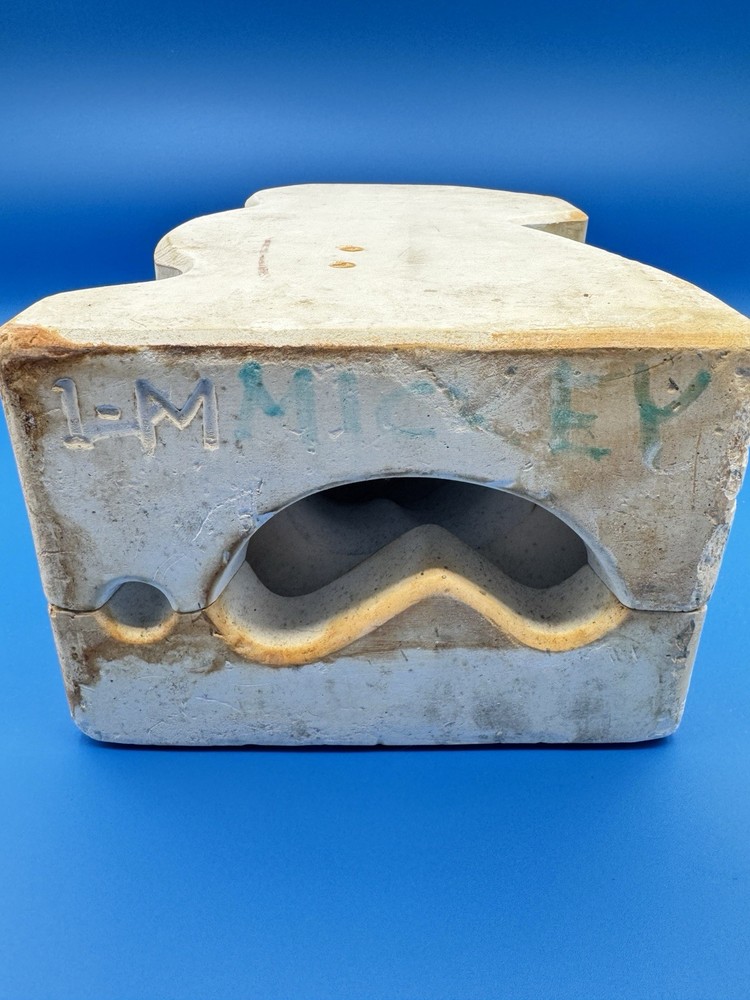 Vintage Unbranded Ceramic Casting Mold Smiling Mickey Mouse