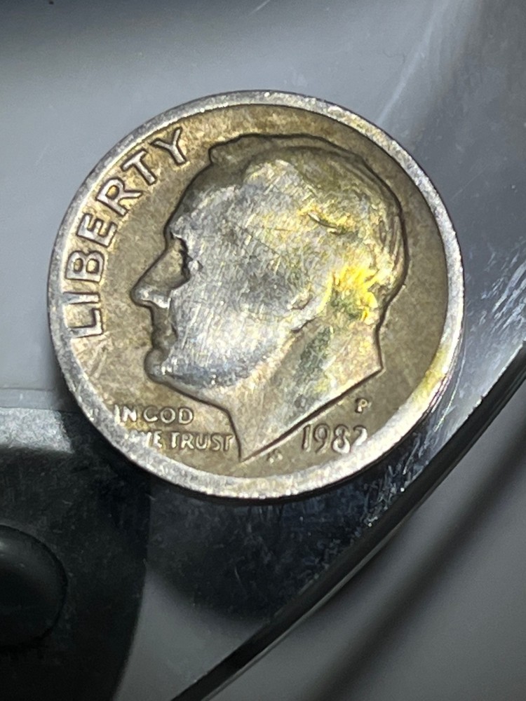 1982 P Dime 💥🔥STRUCK ON PENNY🔥💥