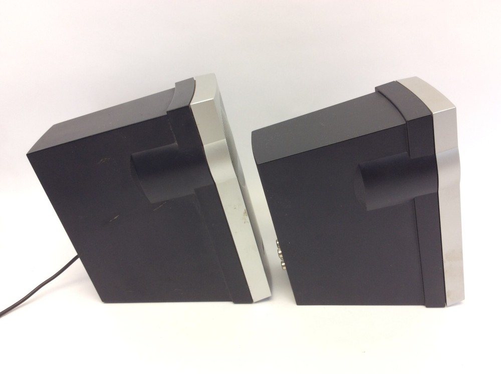 Bose Silver Computer Speakers Companion 2 Desktop Pair