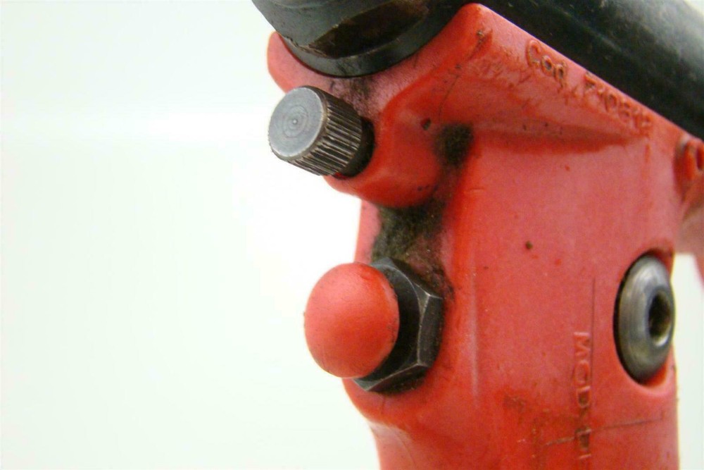 FAR Pneumatic Riveter , RAC180