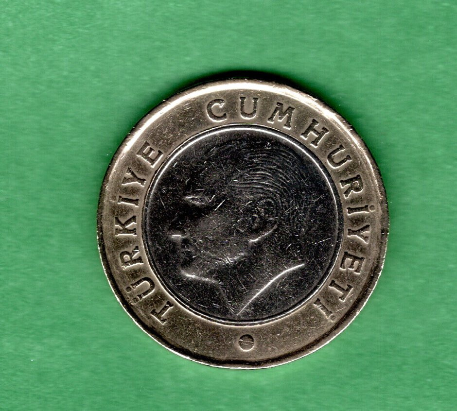 TURKEY  1 Lira heavy type coin  -  2009