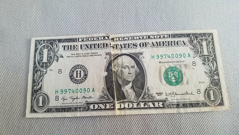 ERROR LARGE GUTTER ON 1977 $1 "H" District ST. LOUIS