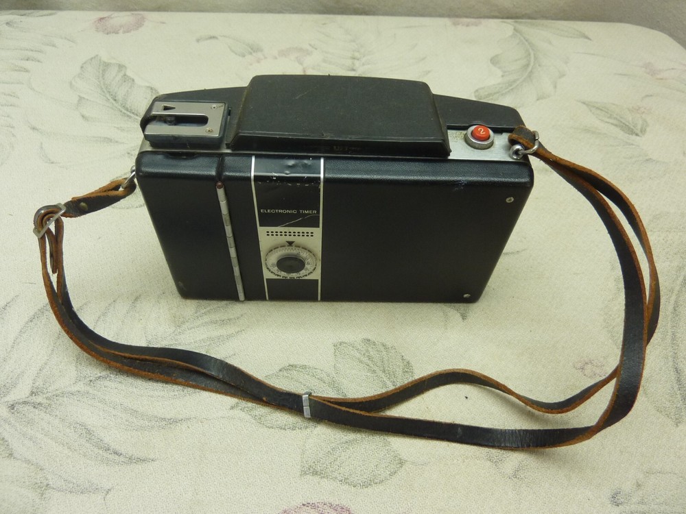 Vintage Polaroid 450 Automatic Land Camera with Manual