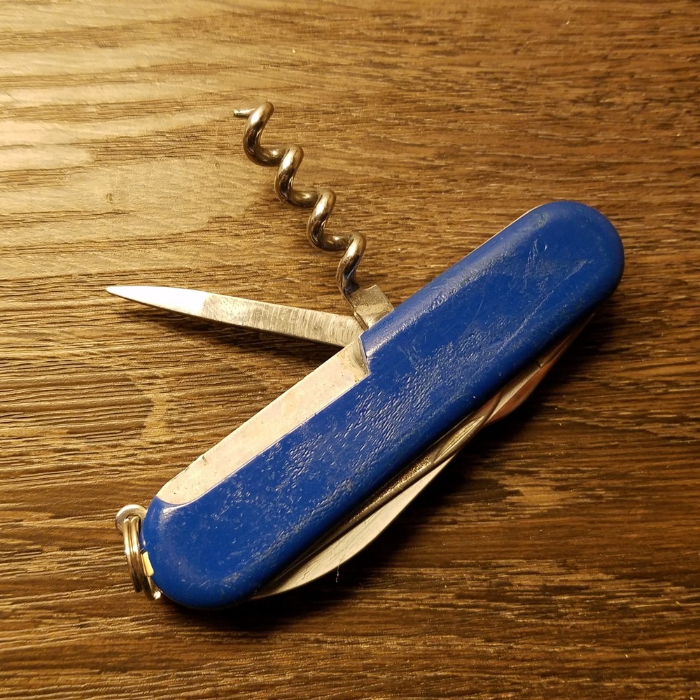 WENGER SWISS ARMY KNIFE COMMANDER SWISSMEMORY