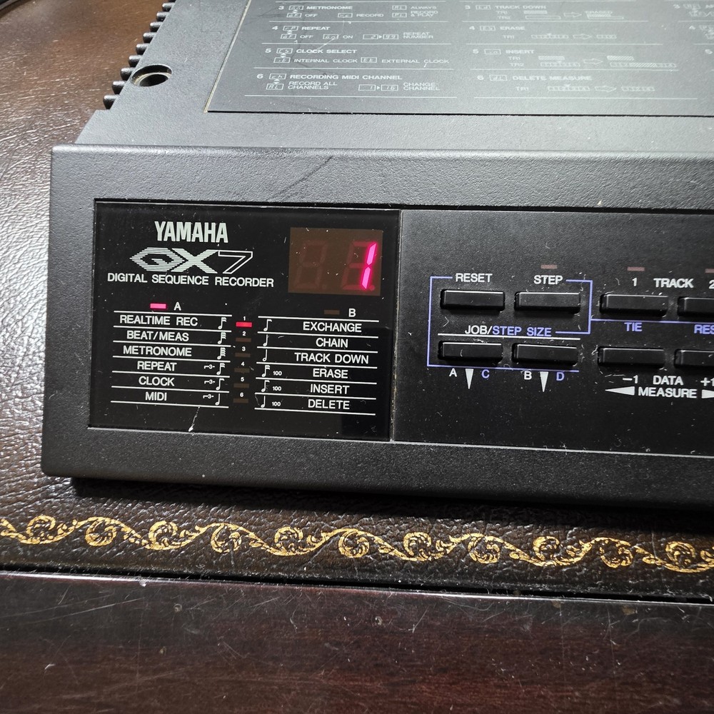 Yamaha QX7 Digital Sequencer