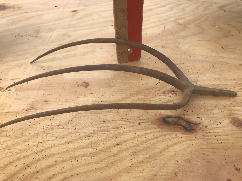 Fork Rake Head 3 Thines Rusty Rustic no handle Original Vintage Primitive Metal