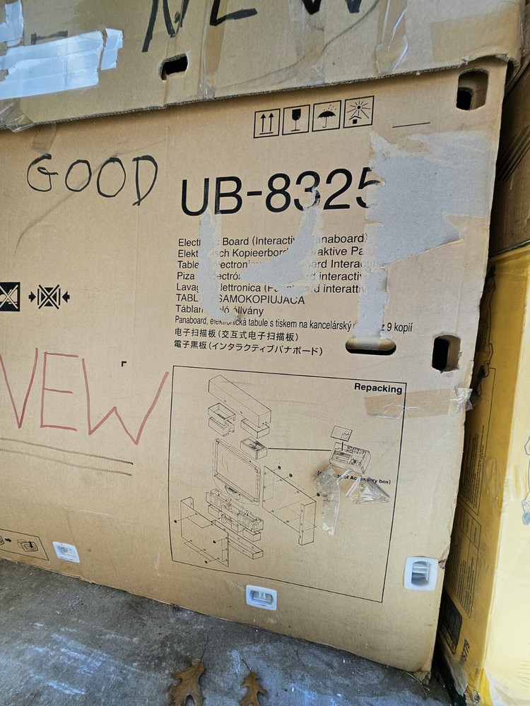 Panasonic Panaboard (Interactive Whiteboard) UB-8325 (092281850313)
