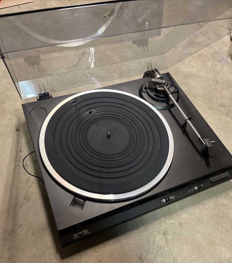 Technics SL-DD33 Fully Automatic Direct Drive Turntable - Tested