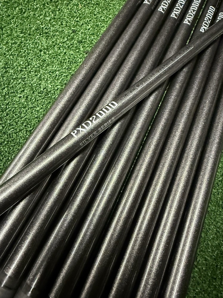 4 x PXD 2000 Silver R Flex Graphite Iron Shaft .370 Tip