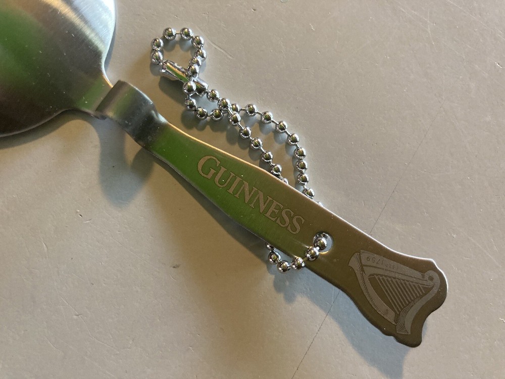 New (1) GUINNESS Beer Black & Tan Bar Pouring Spoon Stout Key Chain Harp