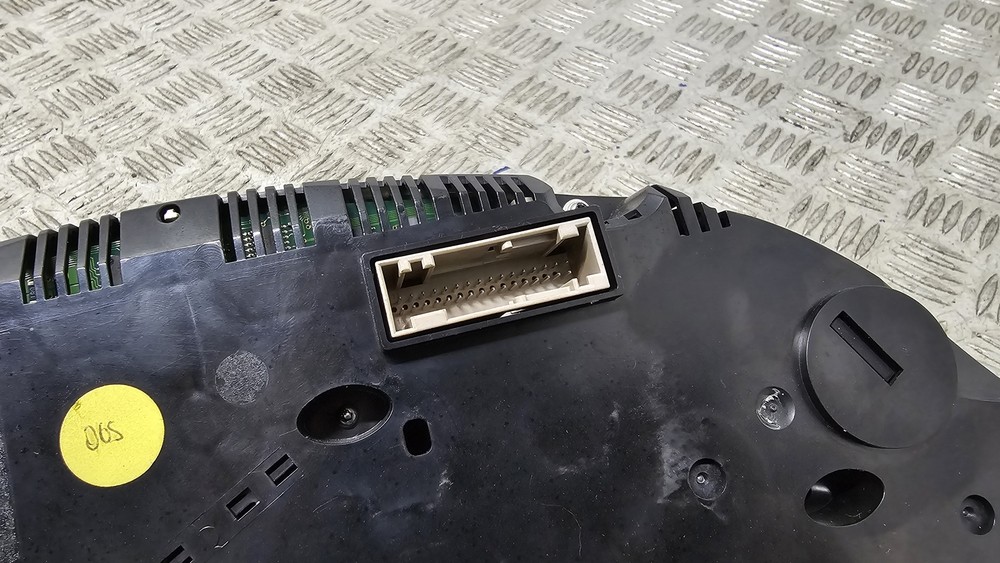 Audi A4 Tdi Se Mk4 2008-2011 Instrument Cluster