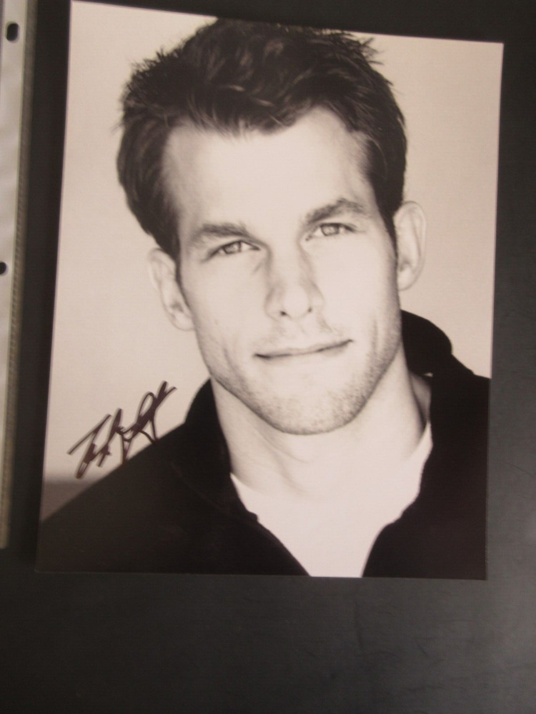 MARK LUTZ AUTOGRAPH 8X10 with COA