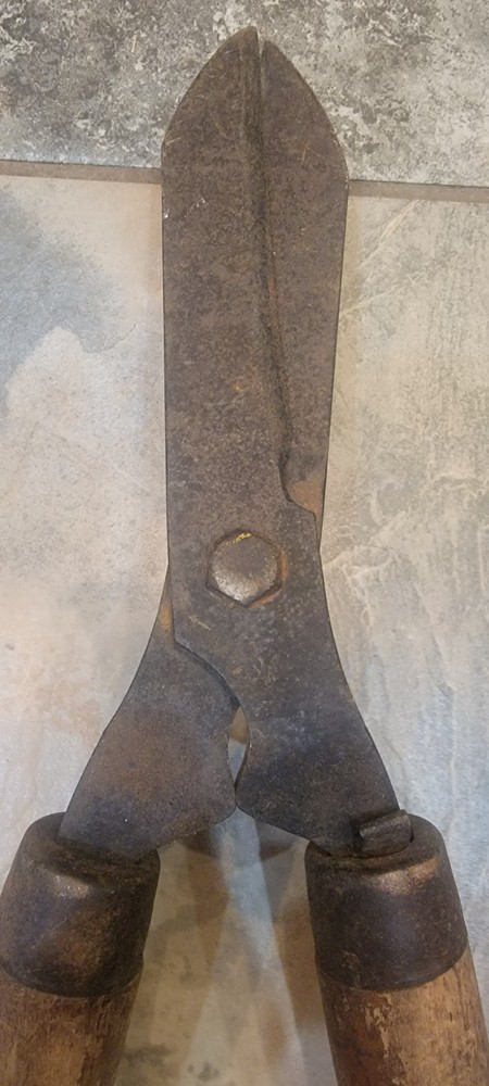 Vintage Pruning Tools, Primative Garden Tools, Primitive Garden Tools