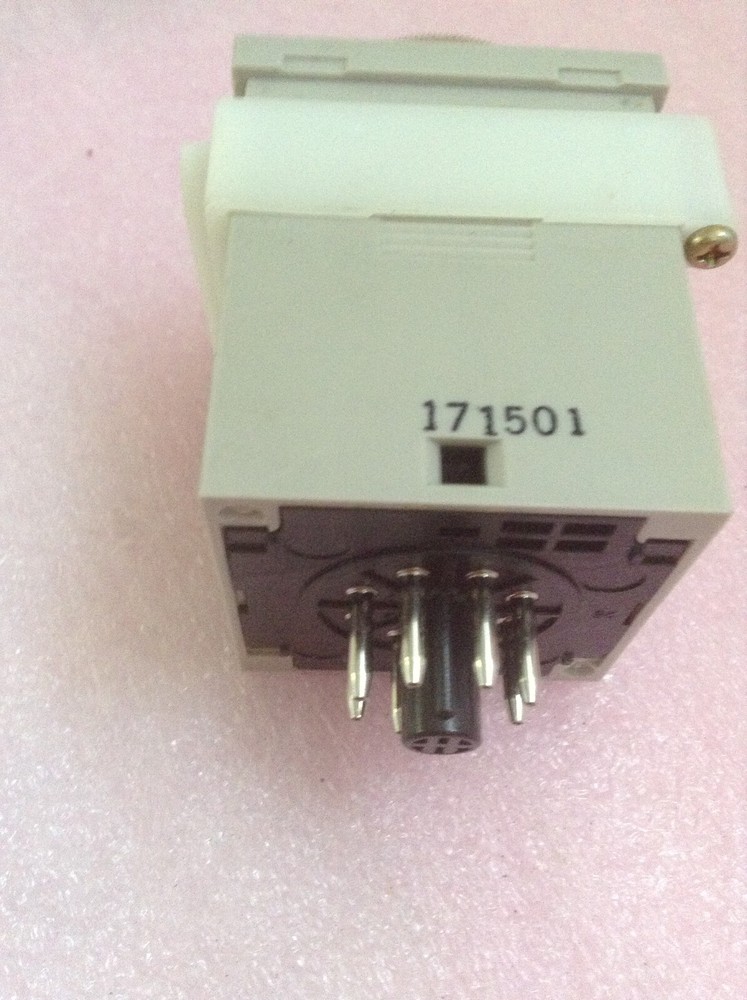 Omron H3CR-AB Timer 24-48 VAC