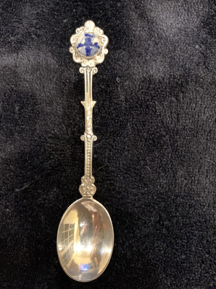 835 Silver Spoon | Windmill