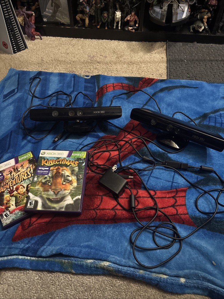2 Xbox 360 Kinect Game Ands Sensor Bundle