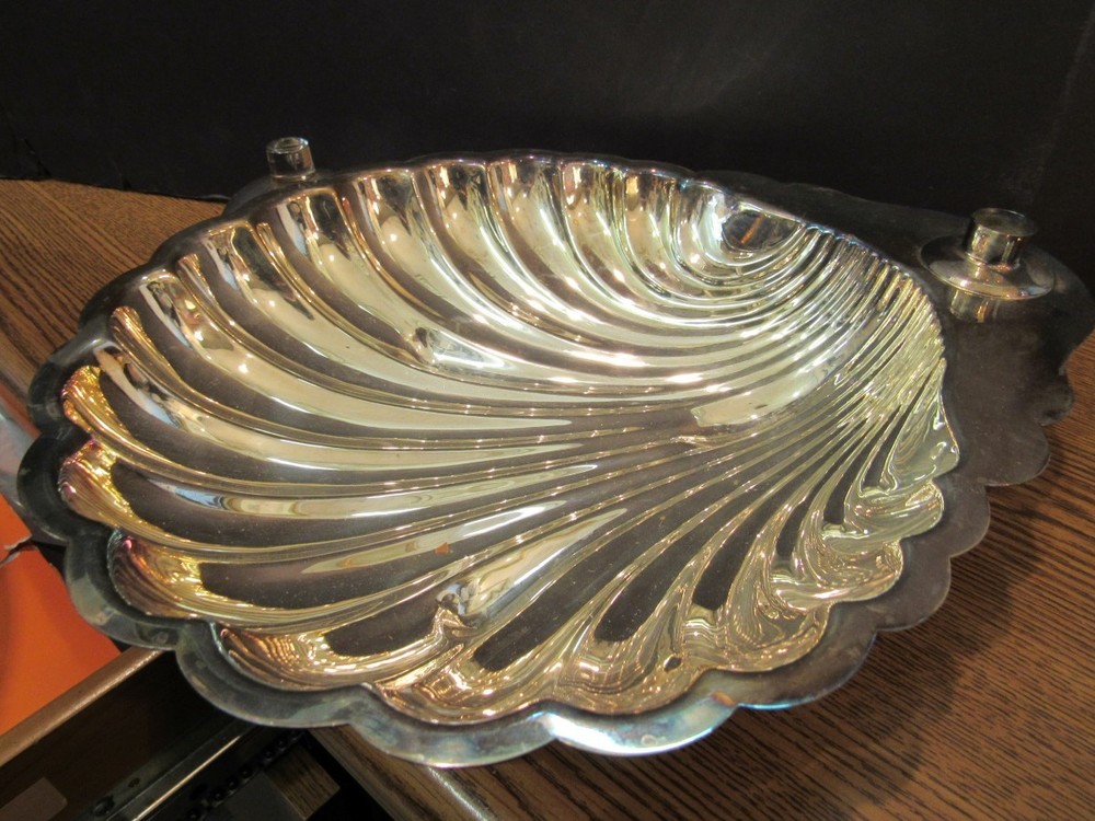 VINTAGE PILGRIM SILVER SILVERPLATE SHELL SERVING DISH (EZS001589)
