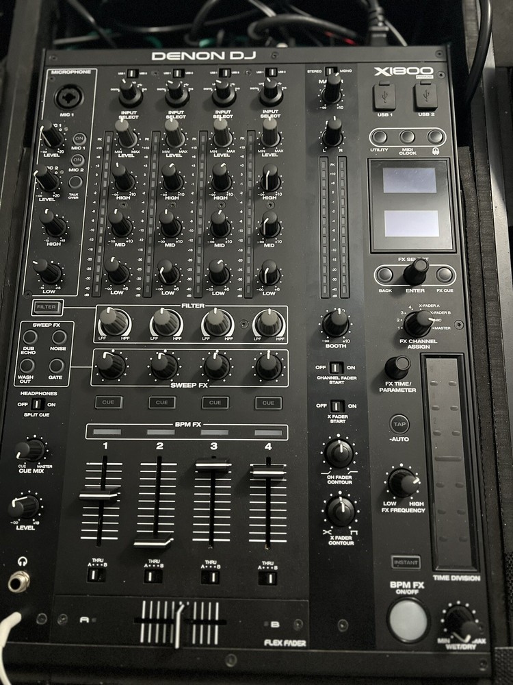 2 Denon SC5000 Prime & Denon X1800 Mixer